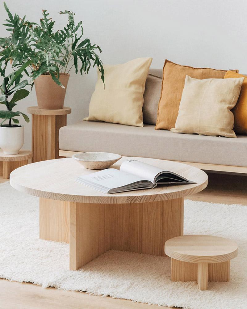 Handcrafted minimalist round pine coffee table for small living rooms